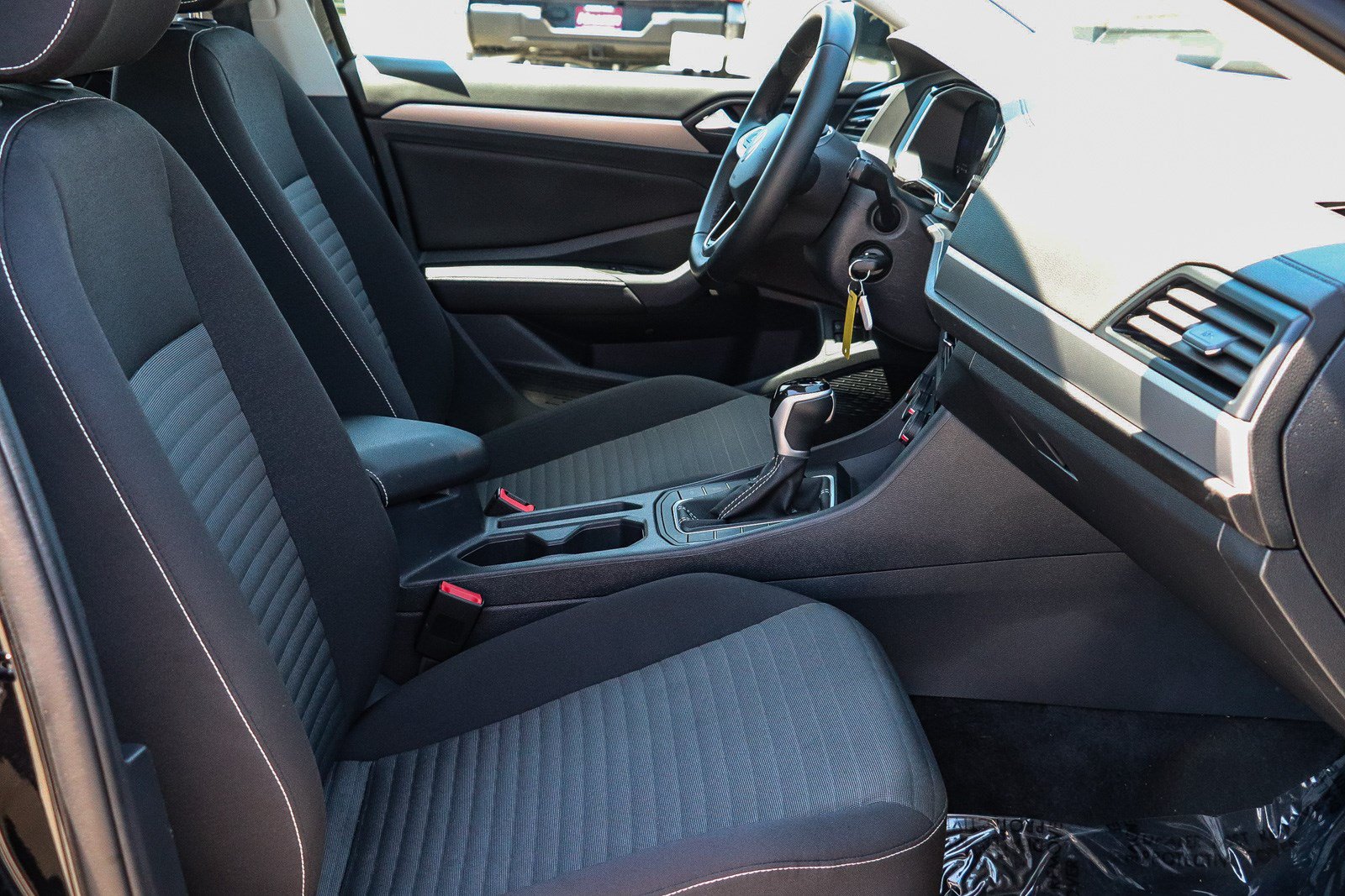 Used 2024 Volkswagen Jetta S FWD image 17