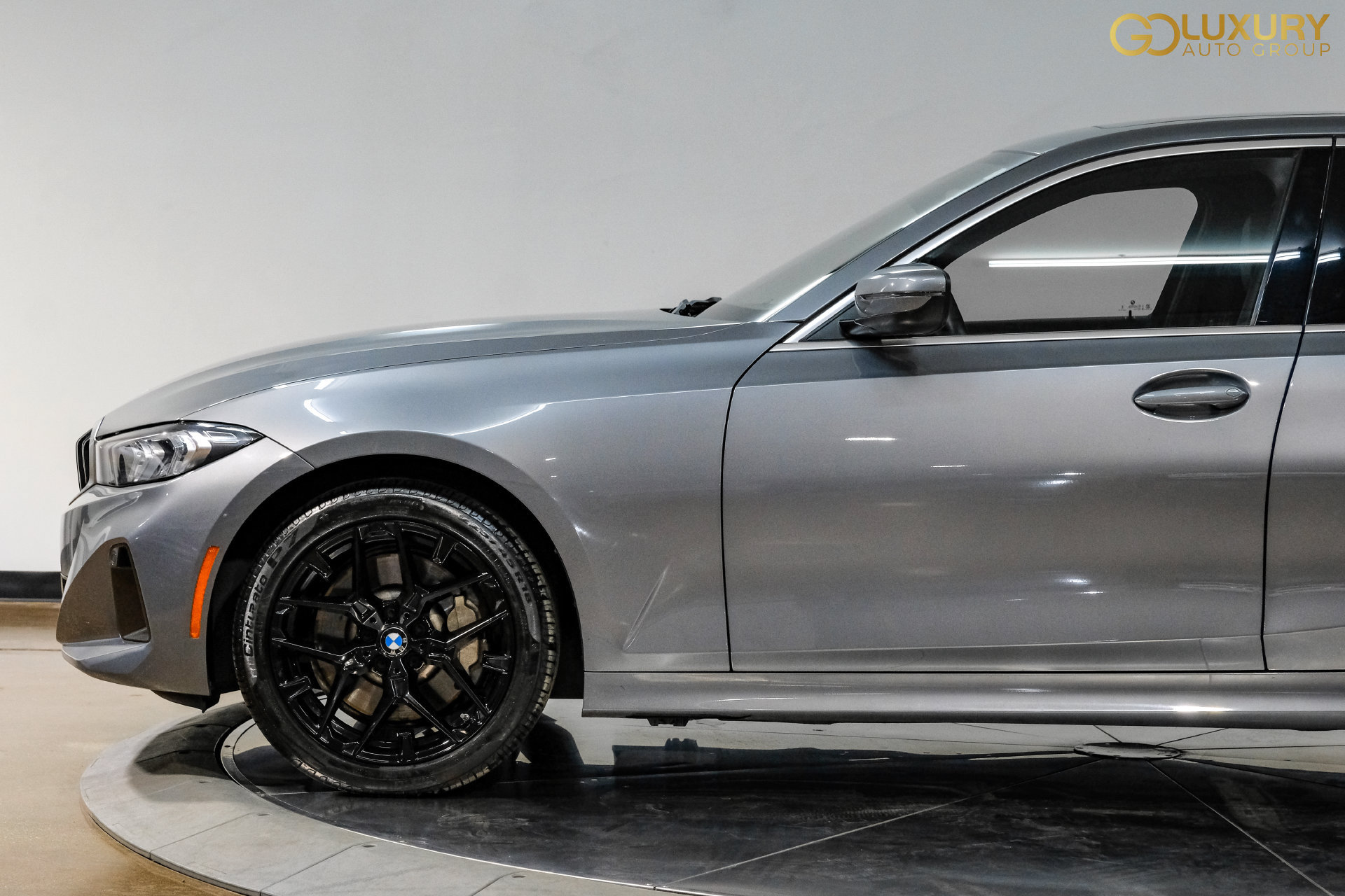 Used 2025 BMW 330i Sedan RWD image 13