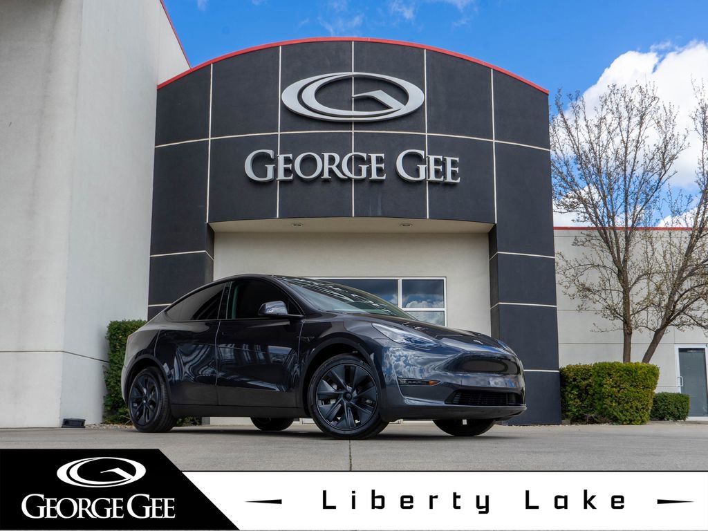 Used 2024 Tesla Model Y Long Range image 1