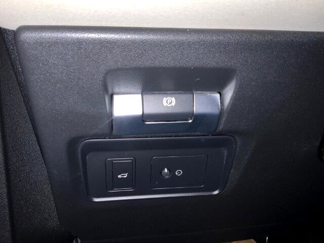 Used 2020 Land Rover Discovery Sport S image 25