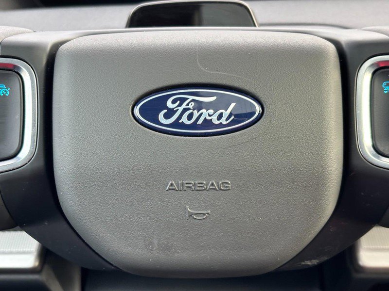 Used 2025 Ford Expedition Active image 22