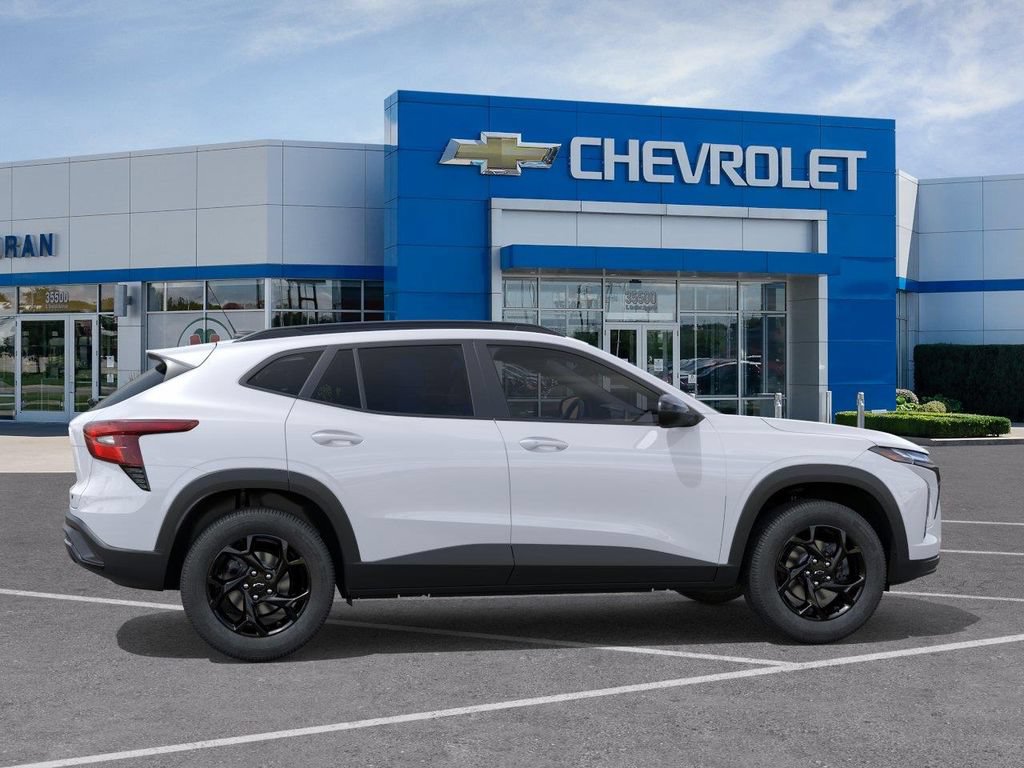 New 2026 Chevrolet Trax LT w/ Driver Confidence Package FWD image 5
