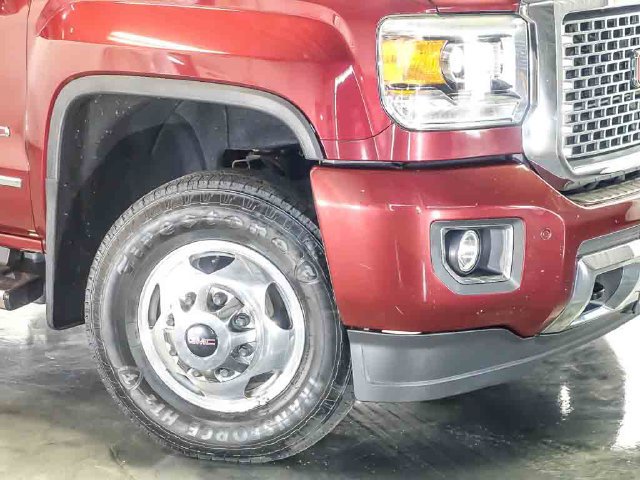 Used 2015 GMC Sierra 3500 Denali w/ Duramax Plus Package AWD/4WD image 4