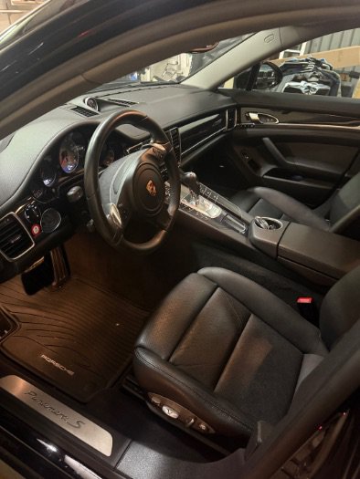 Used 2014 Porsche Panamera S RWD image 9