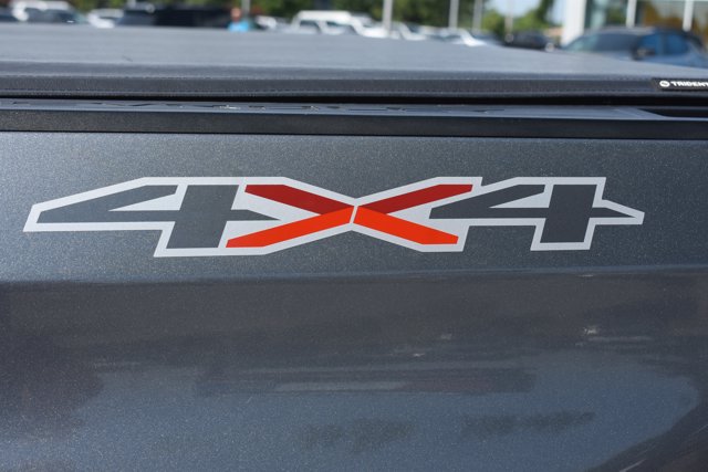 Used 2019 Chevrolet Silverado 1500 LT w/ All-Star Edition AWD/4WD image 13