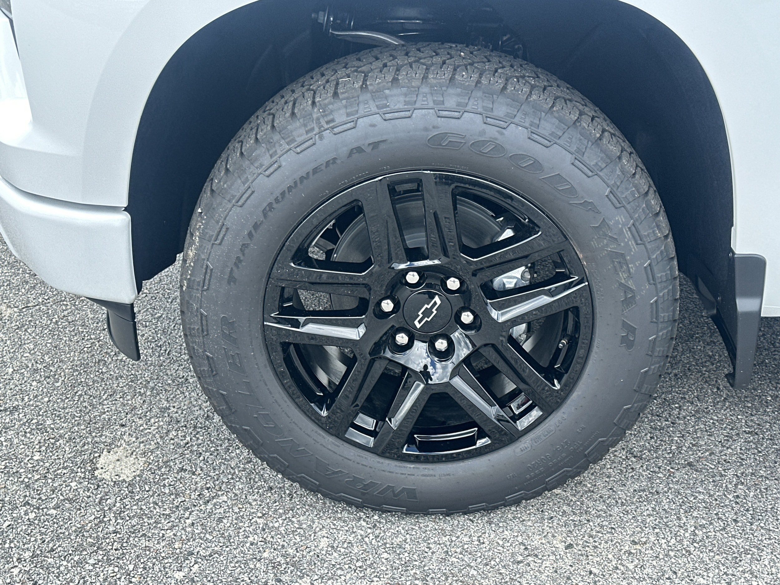New 2026 Chevrolet Silverado 1500 Custom w/ Turbomax Blackout Package AWD/4WD image 11