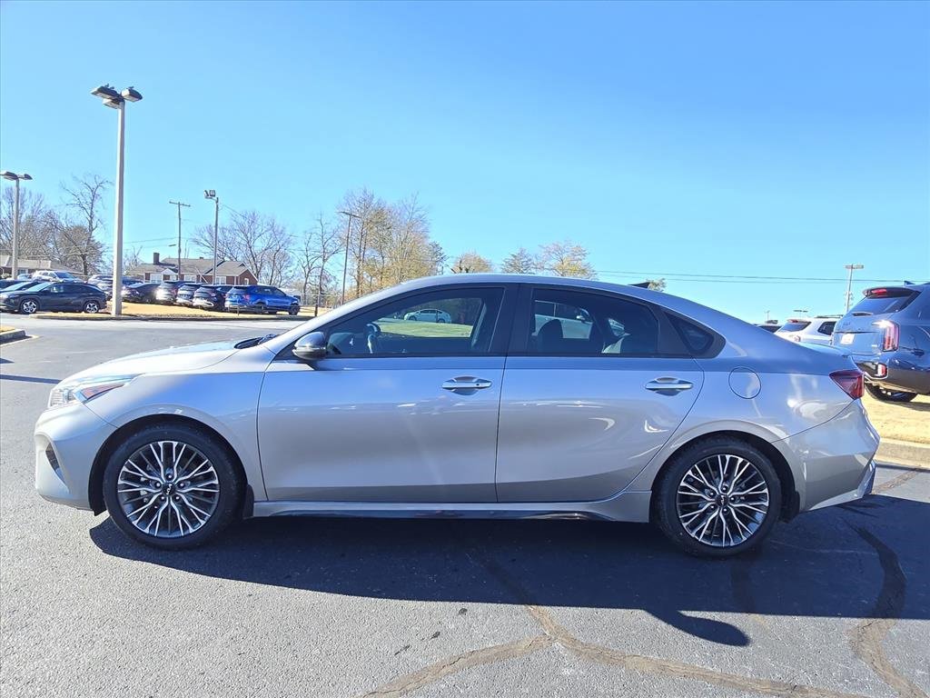Used 2023 Kia Forte GT-Line image 6