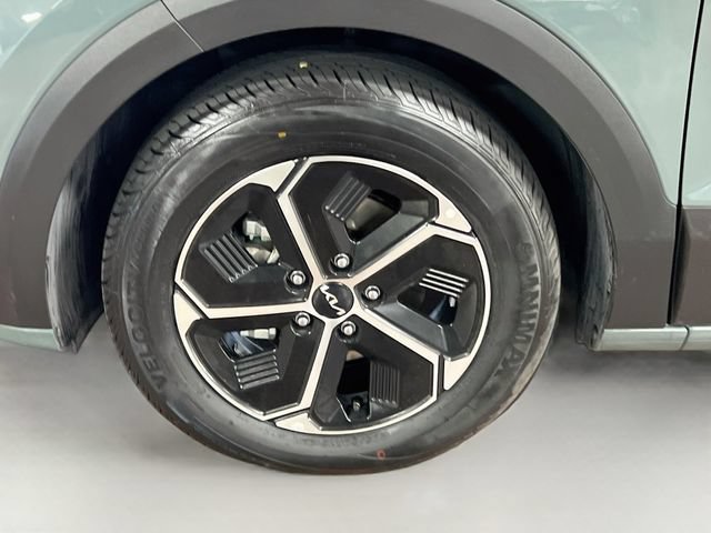 Certified 2023 Kia Niro EX FWD image 32