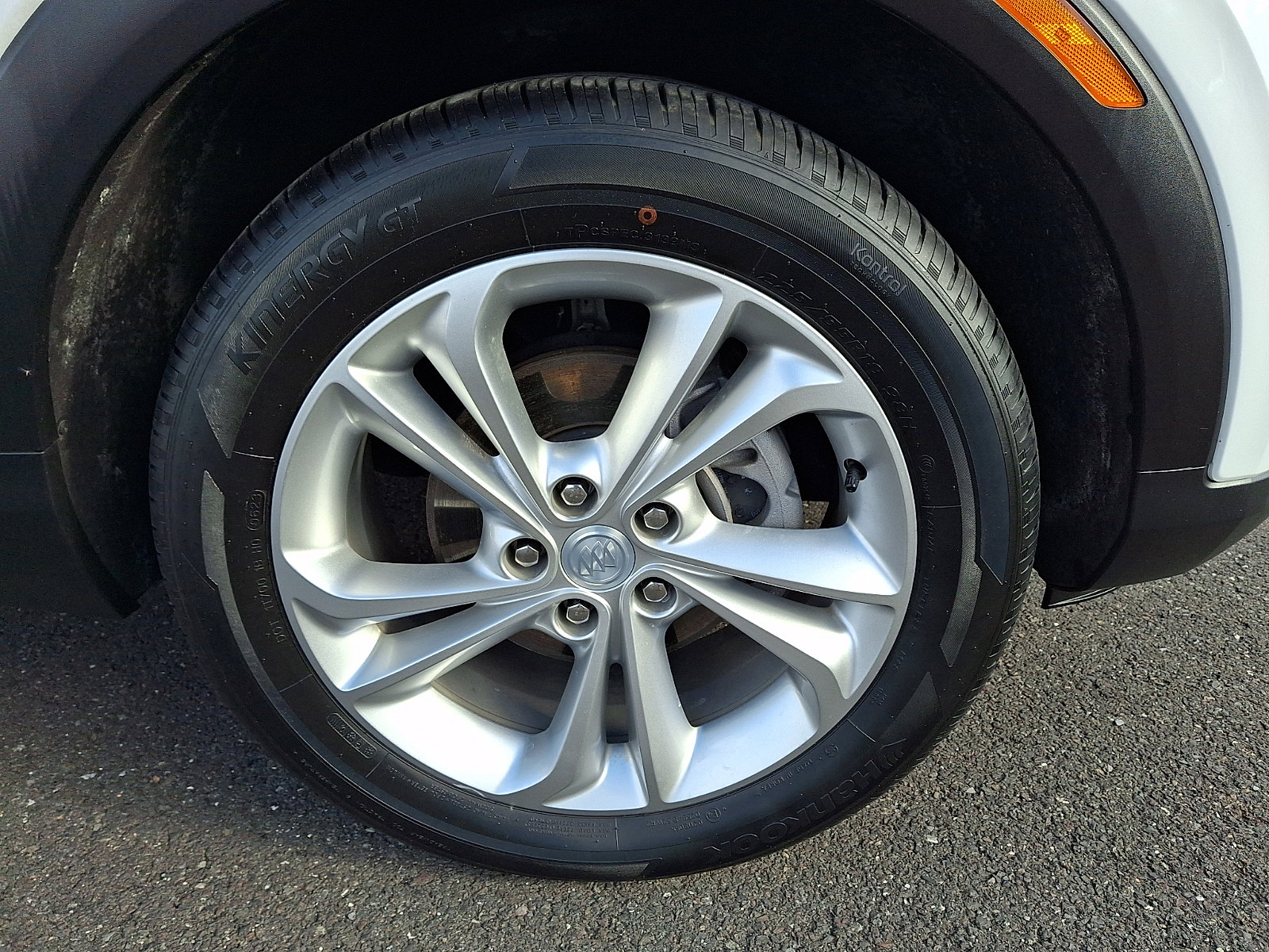 Certified 2023 Buick Encore GX Preferred w/ Cold Weather Comfort Package image 9