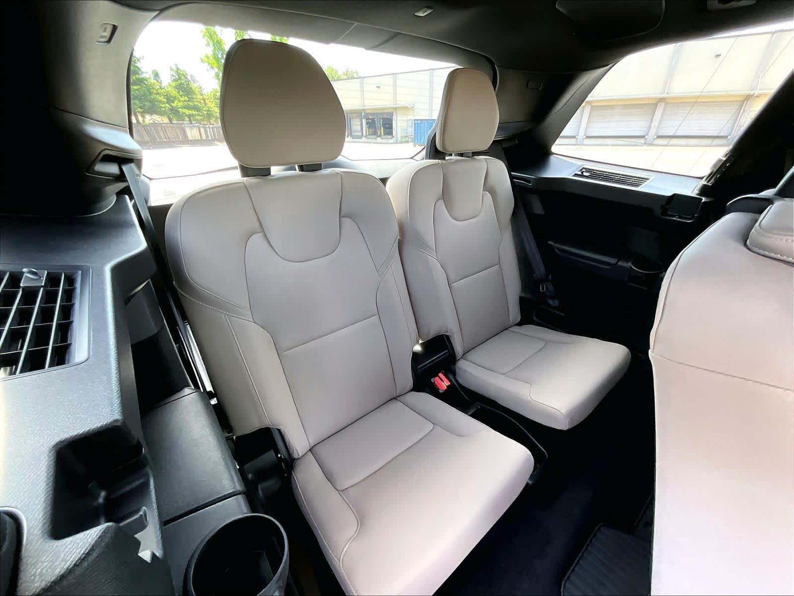 Used 2026 Volvo XC90 B6 Plus w/ Protection Package Premier AWD/4WD image 31