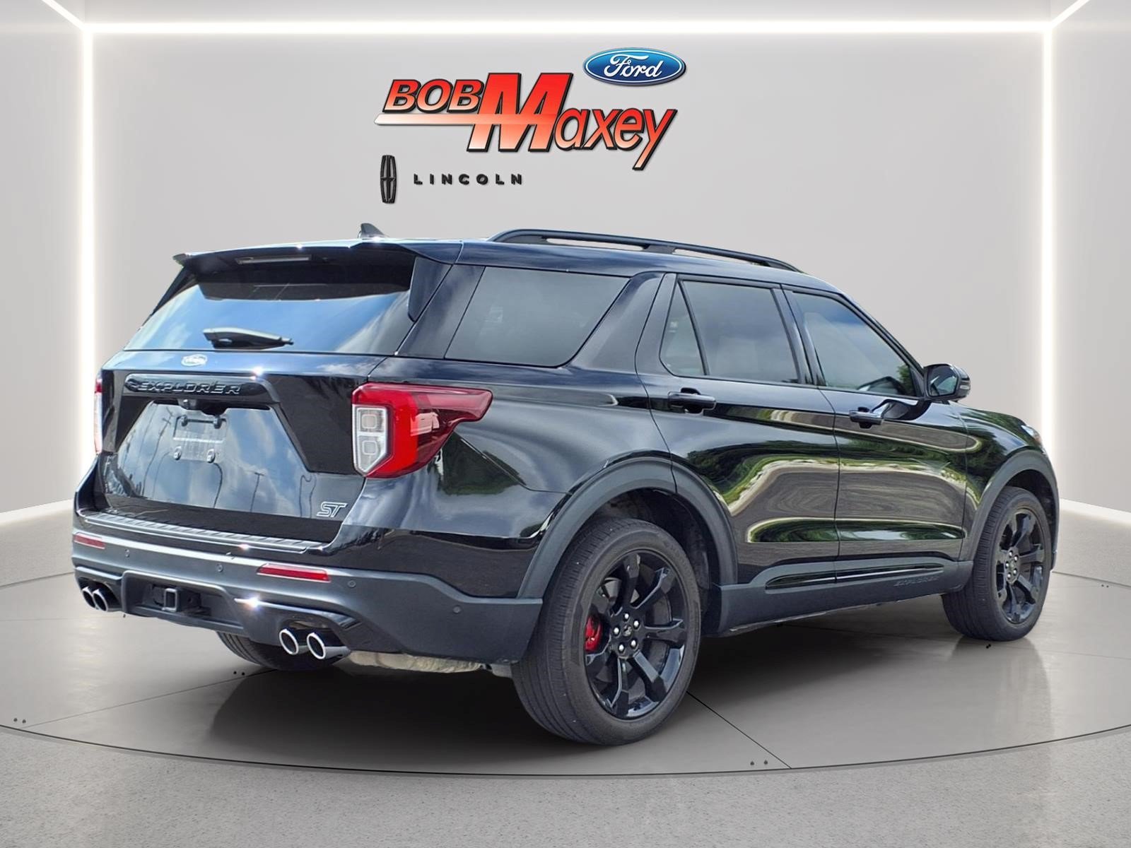 Used 2022 Ford Explorer ST w/ Equipment Group 401A AWD/4WD image 4