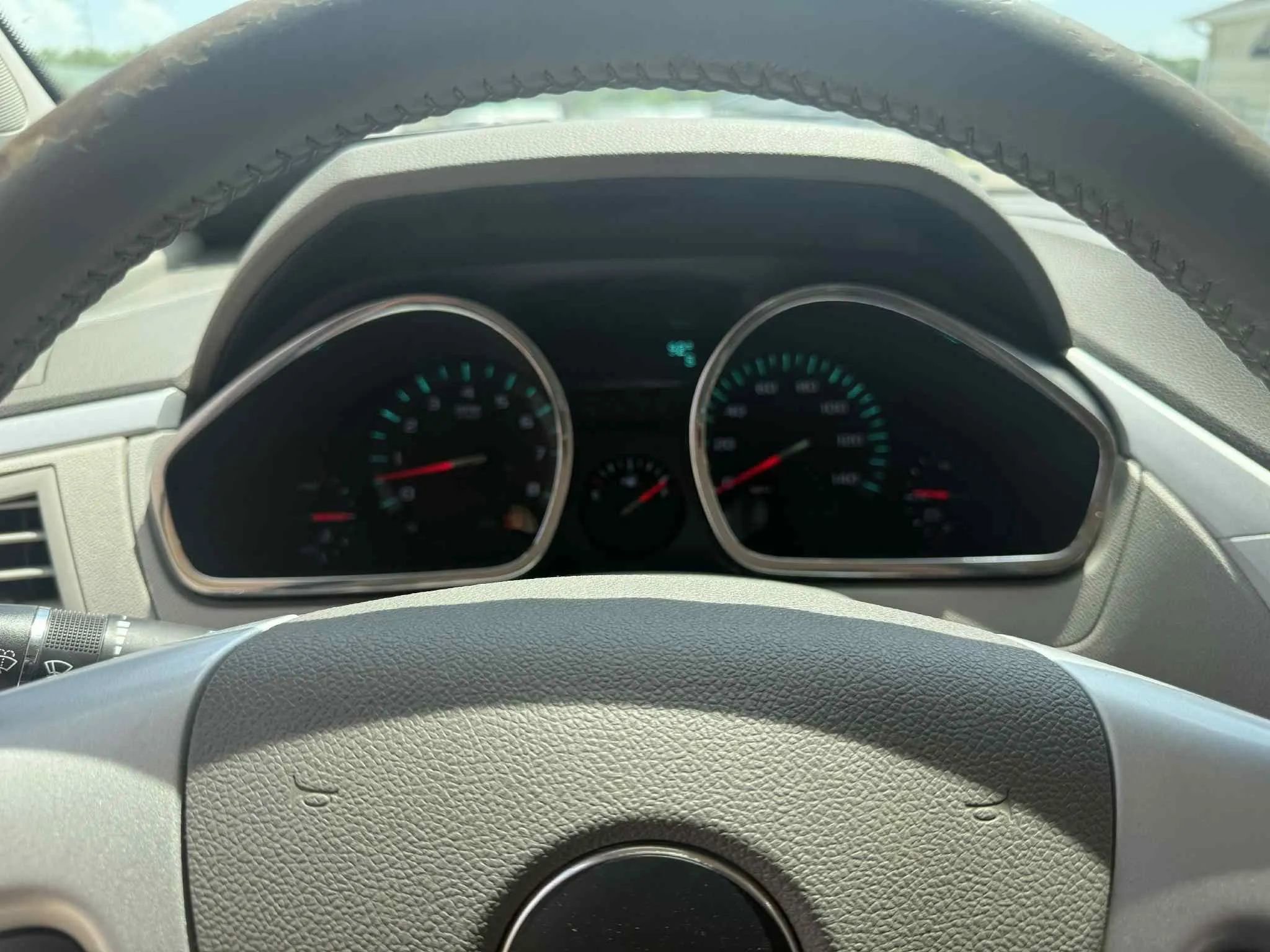 Used 2009 Chevrolet Traverse LT image 14