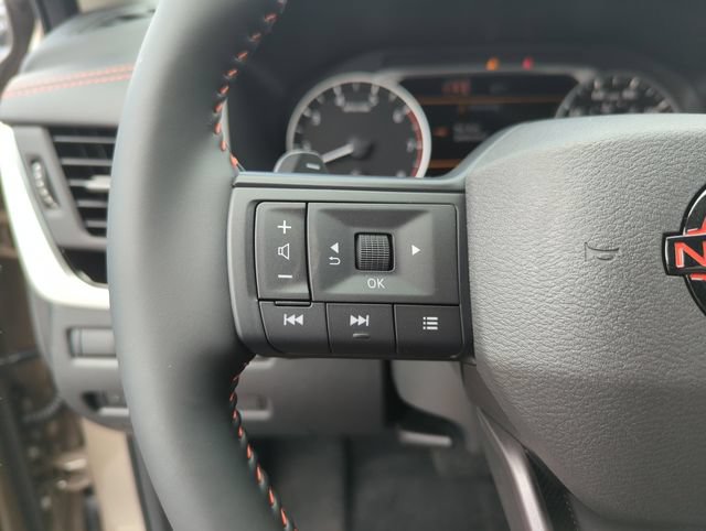 New 2026 Nissan Rogue SV AWD/4WD image 38