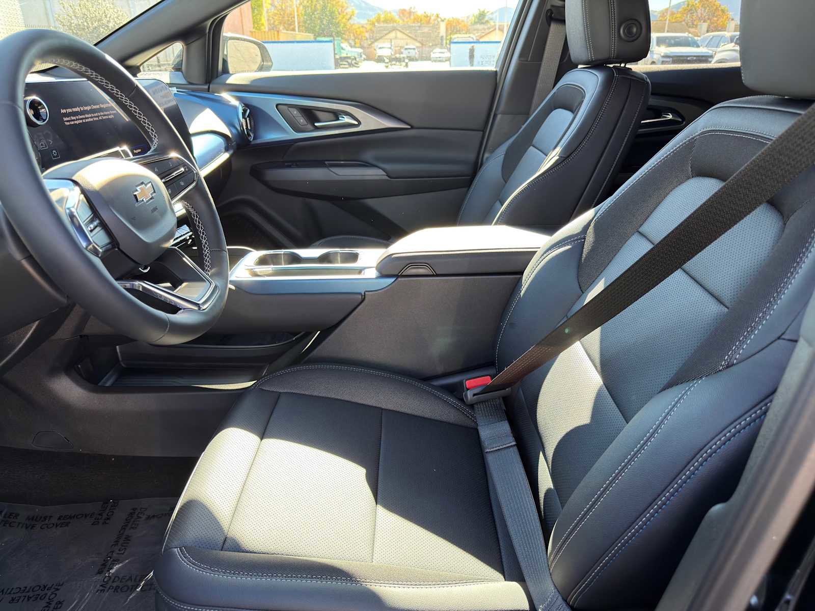 New 2026 Chevrolet Equinox EV LT image 22