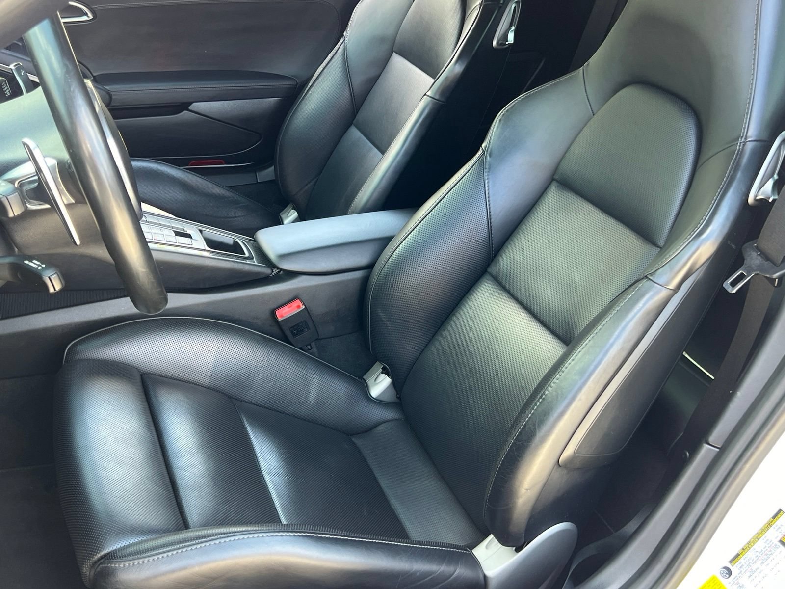 Used 2015 Porsche 911 Turbo S AWD/4WD image 5