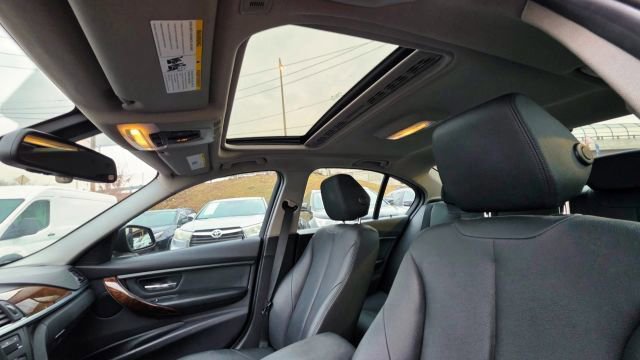 Used 2014 BMW 328i xDrive Sedan image 10