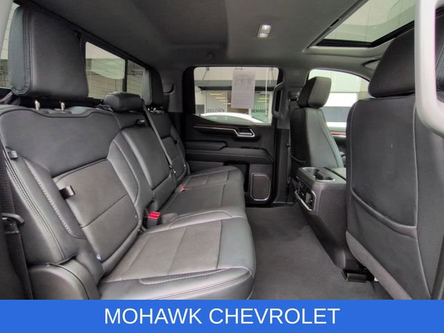 Used 2024 GMC Sierra 1500 Denali w/ Technology Package AWD/4WD image 29