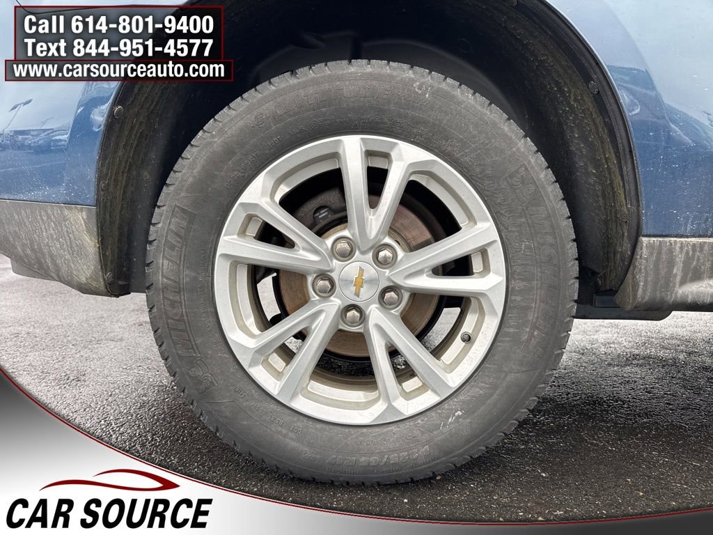 Used 2017 Chevrolet Equinox LT w/ Convenience Package image 24