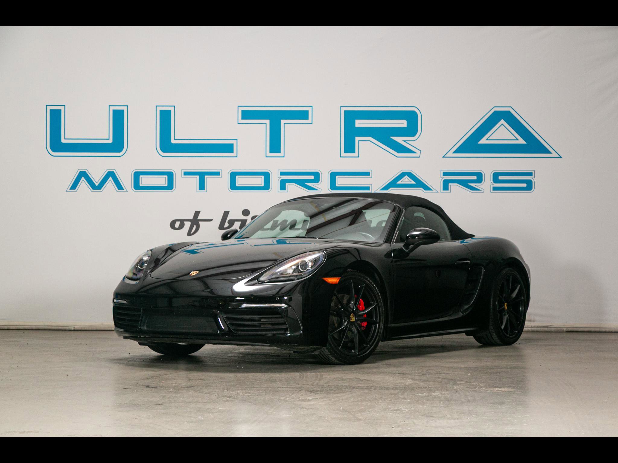 Used 2018 Porsche 718 Boxster w/ Sport Chrono Package RWD image 13