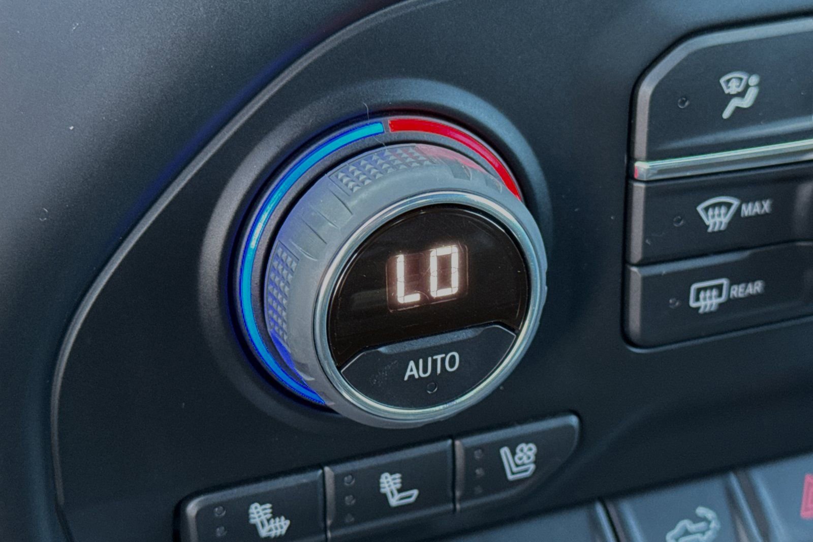 Used 2022 Chevrolet Silverado 1500 High Country w/ Z71 Off-Road Package image 28