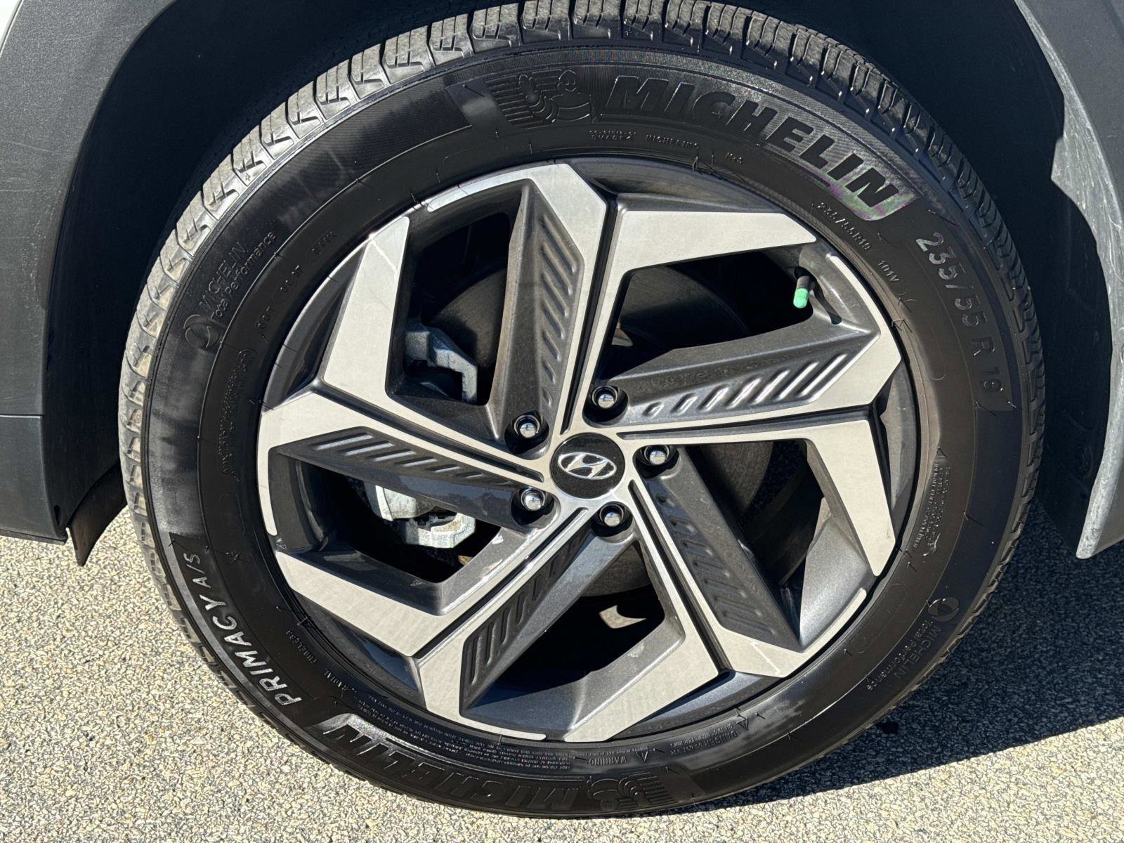 Certified 2024 Hyundai Tucson Limited image 11