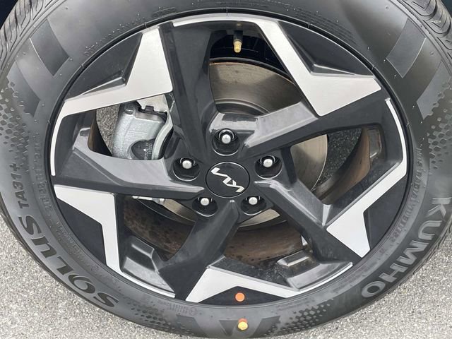 New 2026 Kia Seltos EX FWD image 6
