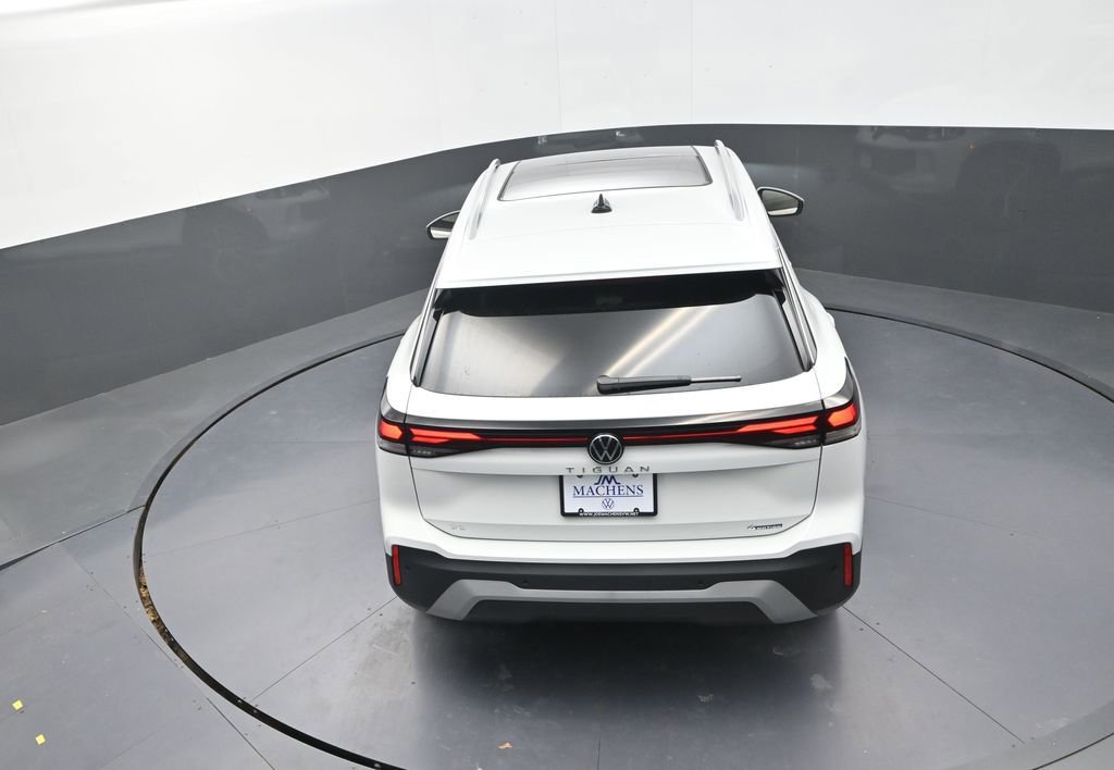 New 2026 Volkswagen Tiguan SE AWD/4WD image 18