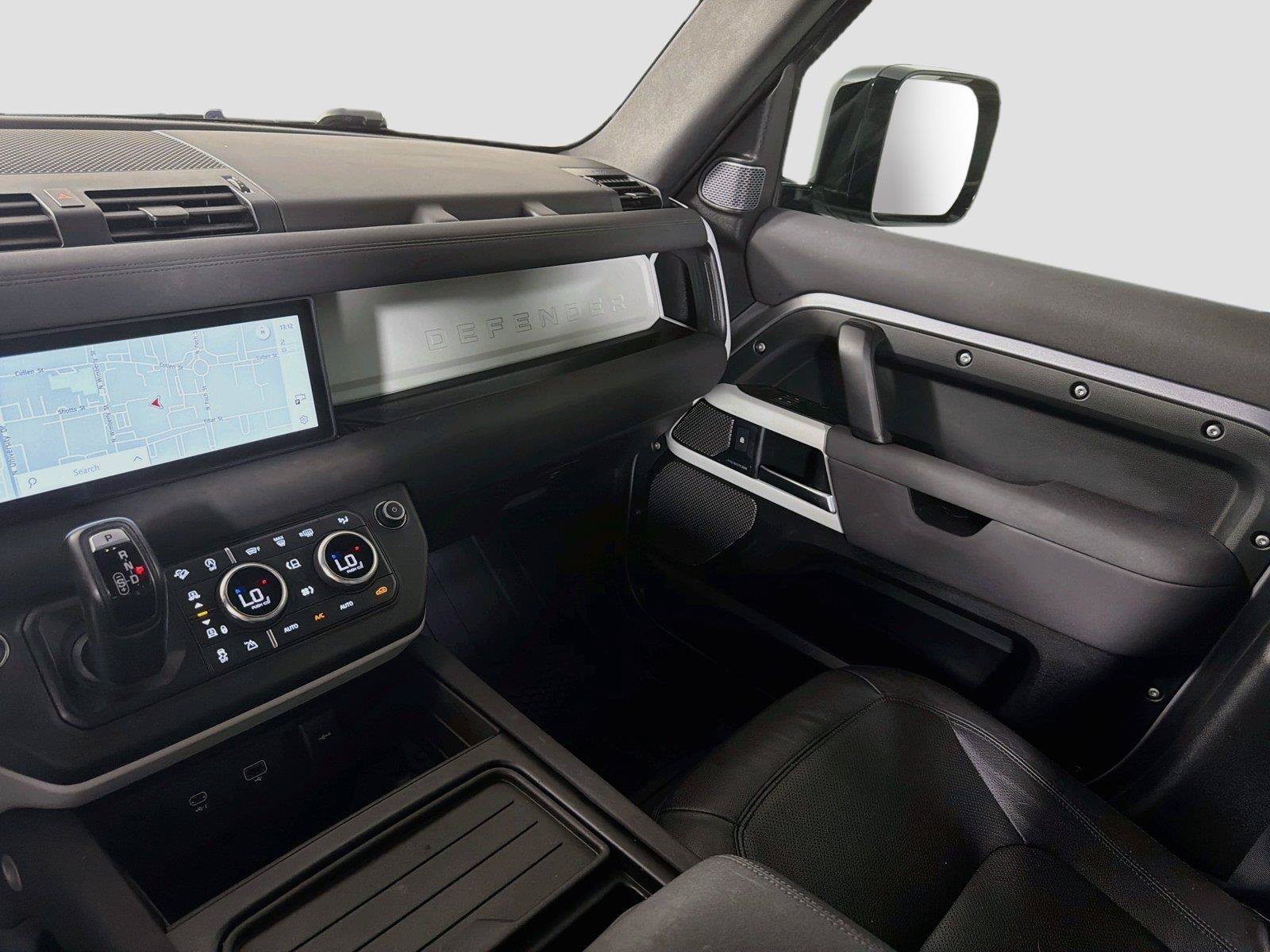 Used 2023 Land Rover Defender 110 S AWD/4WD image 23