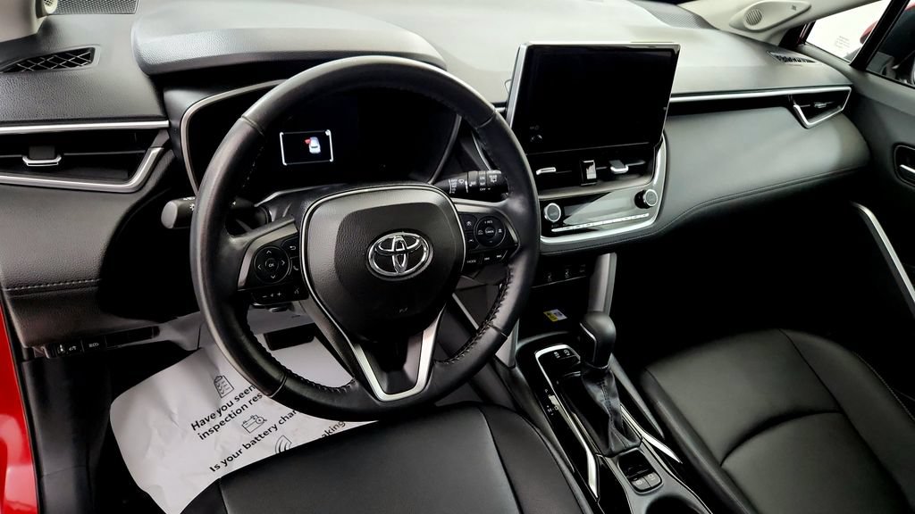 Certified 2023 Toyota Corolla Cross XLE w/ Convenience Package AWD/4WD image 40