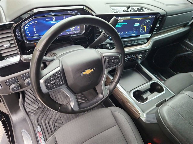Used 2025 Chevrolet Silverado 2500 LT image 10