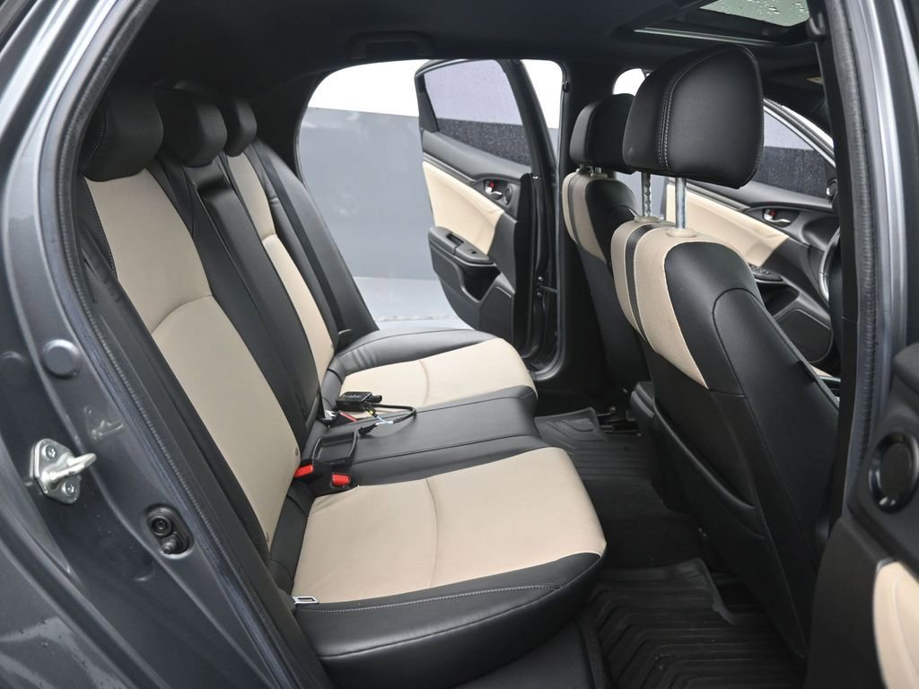 Used 2017 Honda Civic EX-L image 2