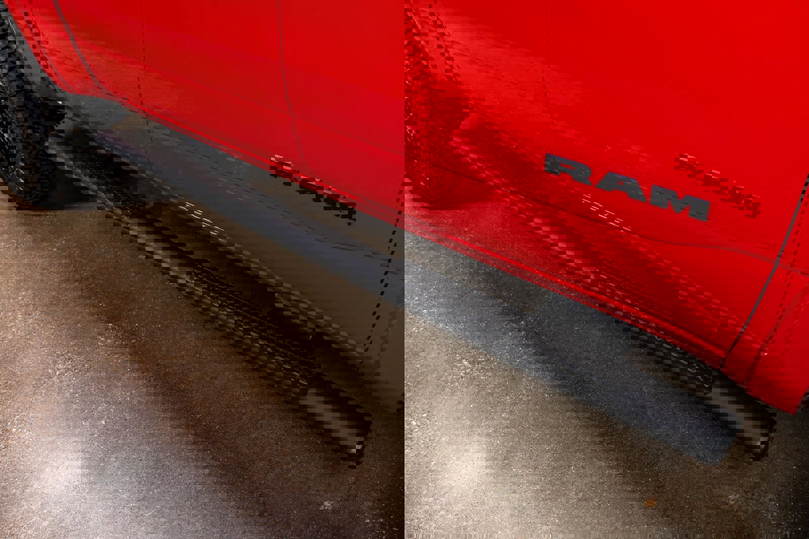 Used 2025 RAM 1500 Lone Star image 13