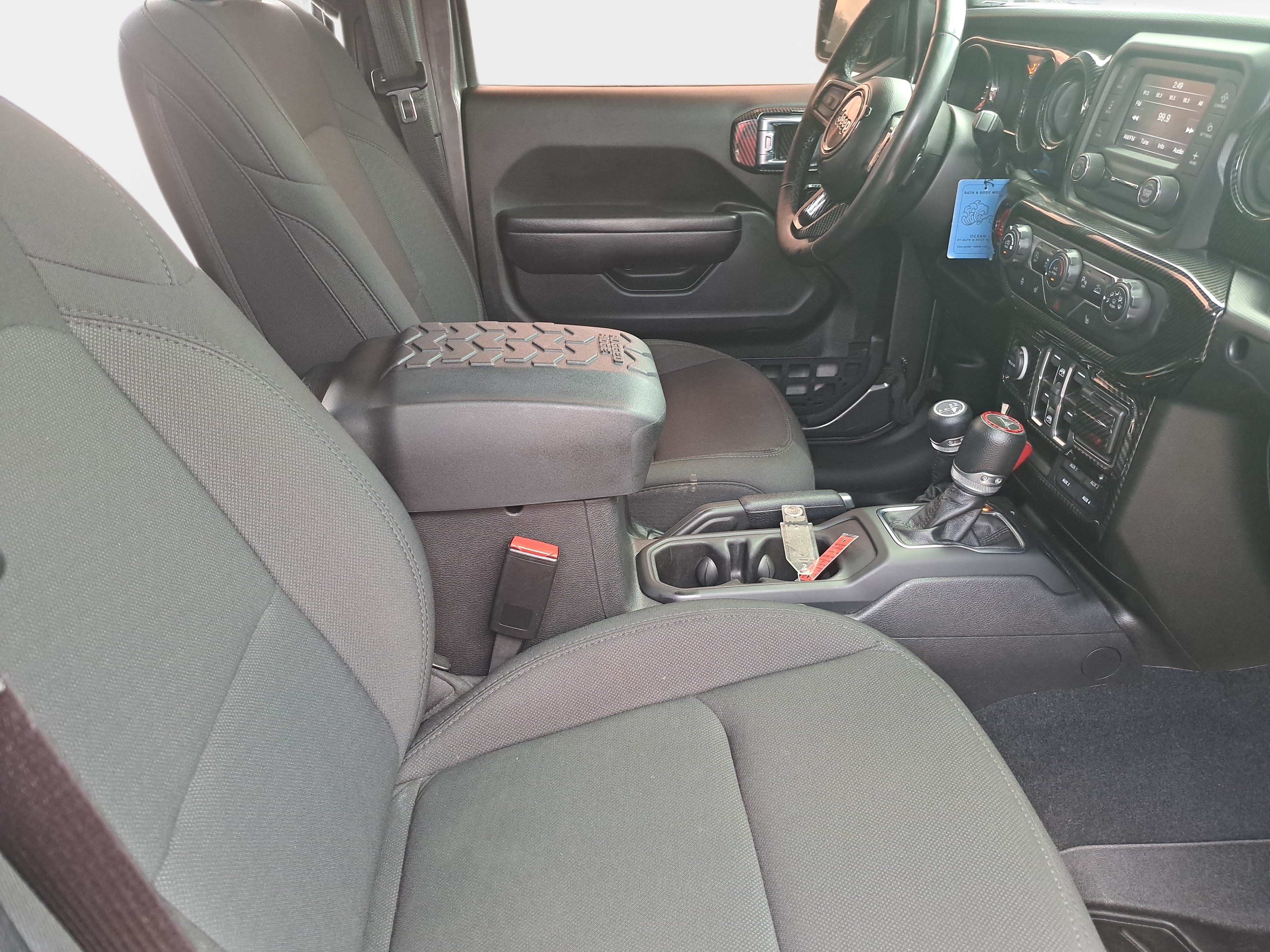 Used 2021 Jeep Gladiator Sport AWD/4WD image 10
