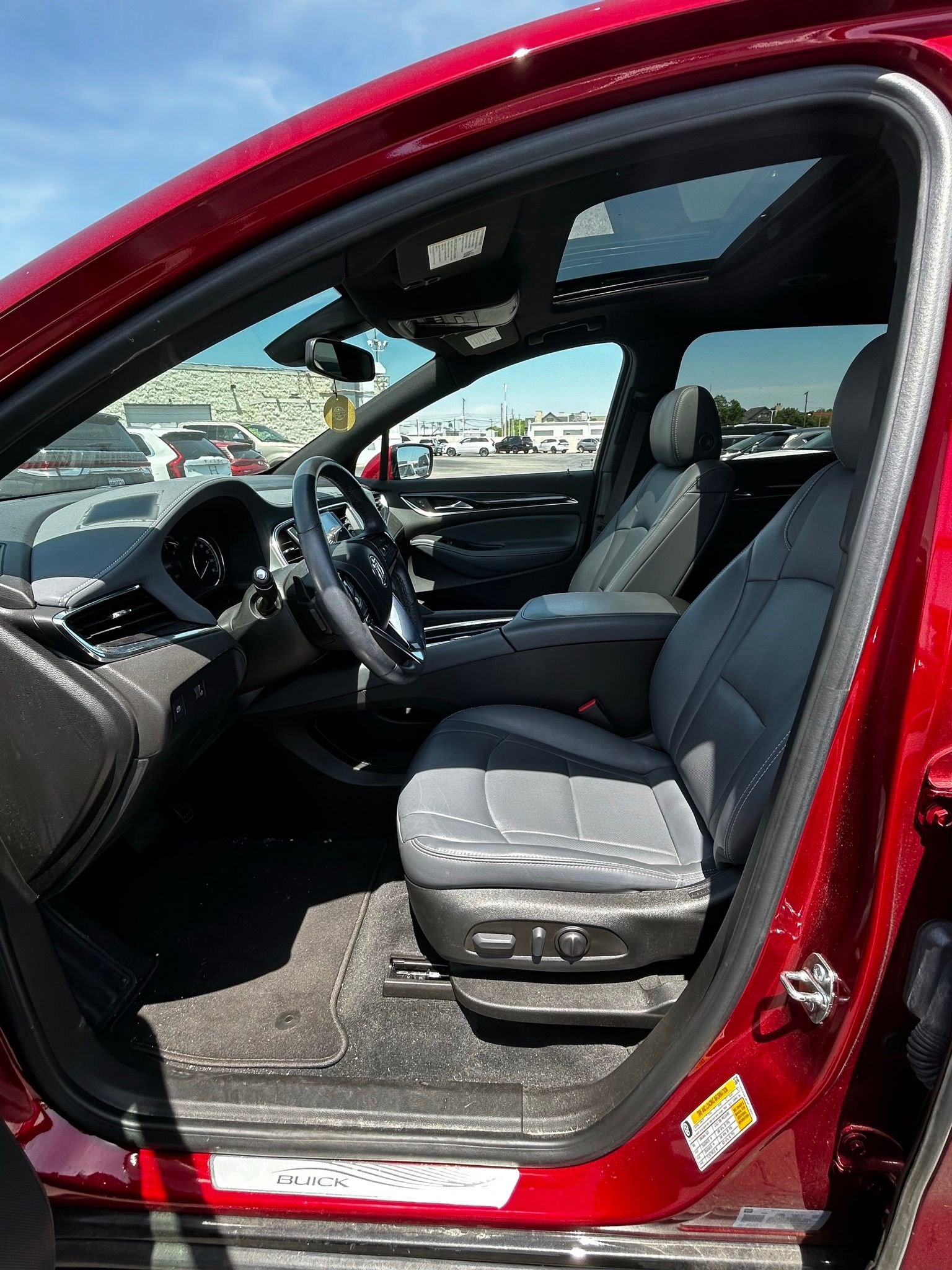 Used 2021 Volvo XC60 T5 Inscription w/ Advanced Package FWD image 9