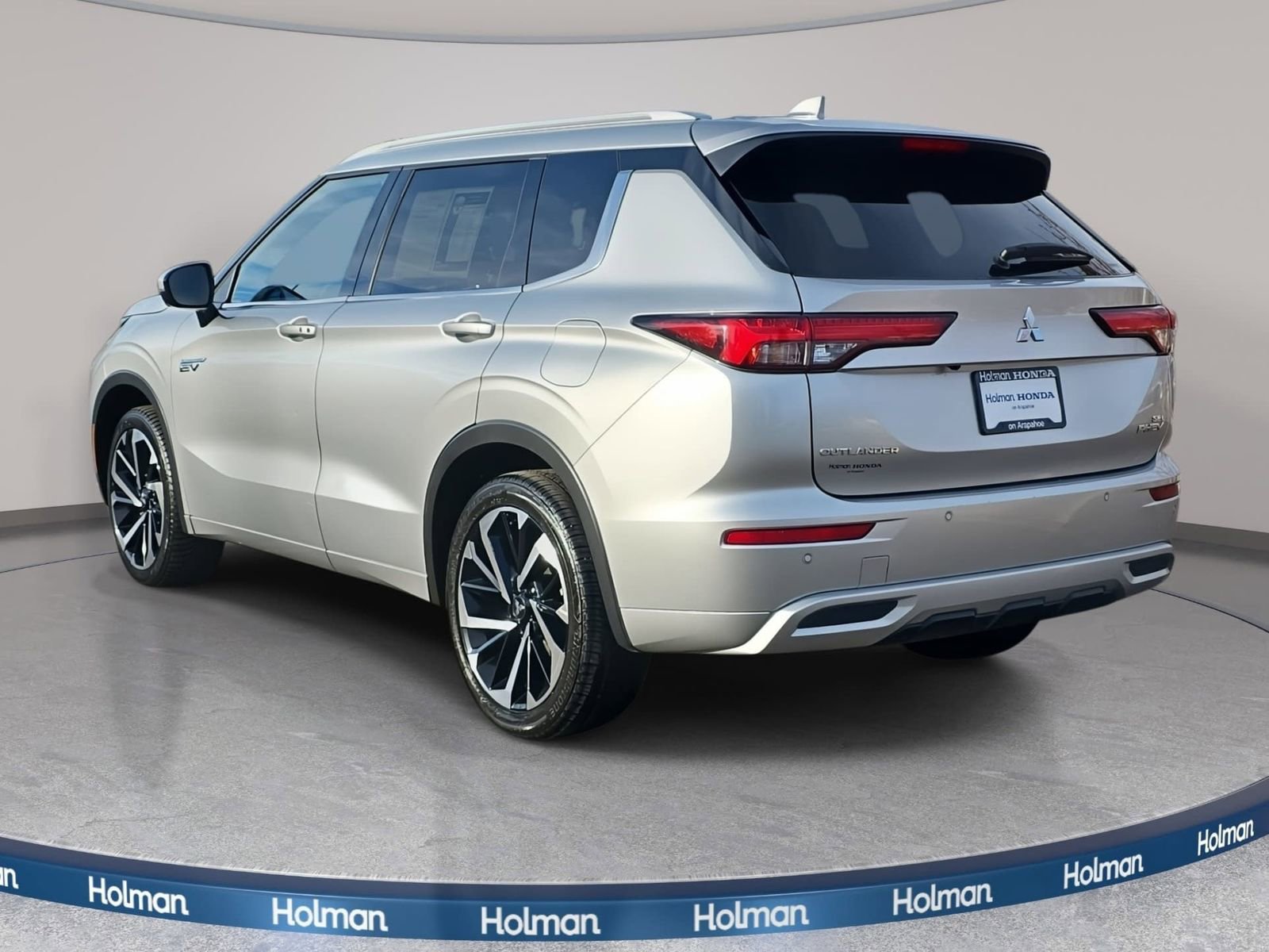 Used 2024 Mitsubishi Outlander SEL image 5