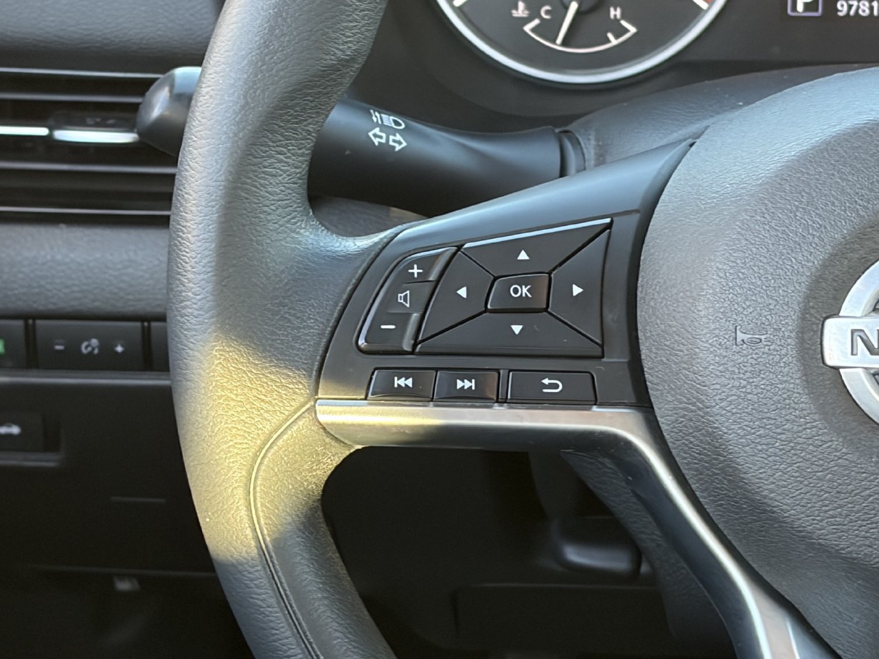 Used 2020 Nissan Sentra S FWD image 20