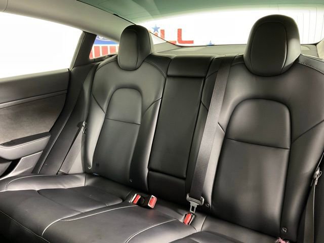 Used 2020 Tesla Model 3 Standard Range image 16