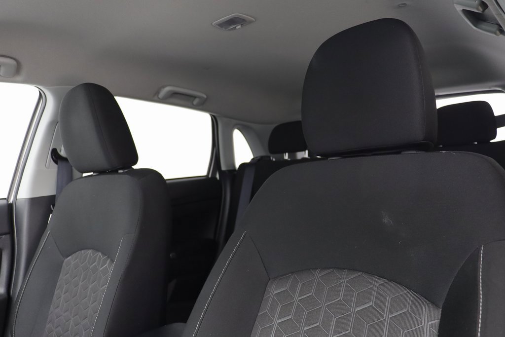 Used 2020 Mitsubishi Outlander Sport SE image 11