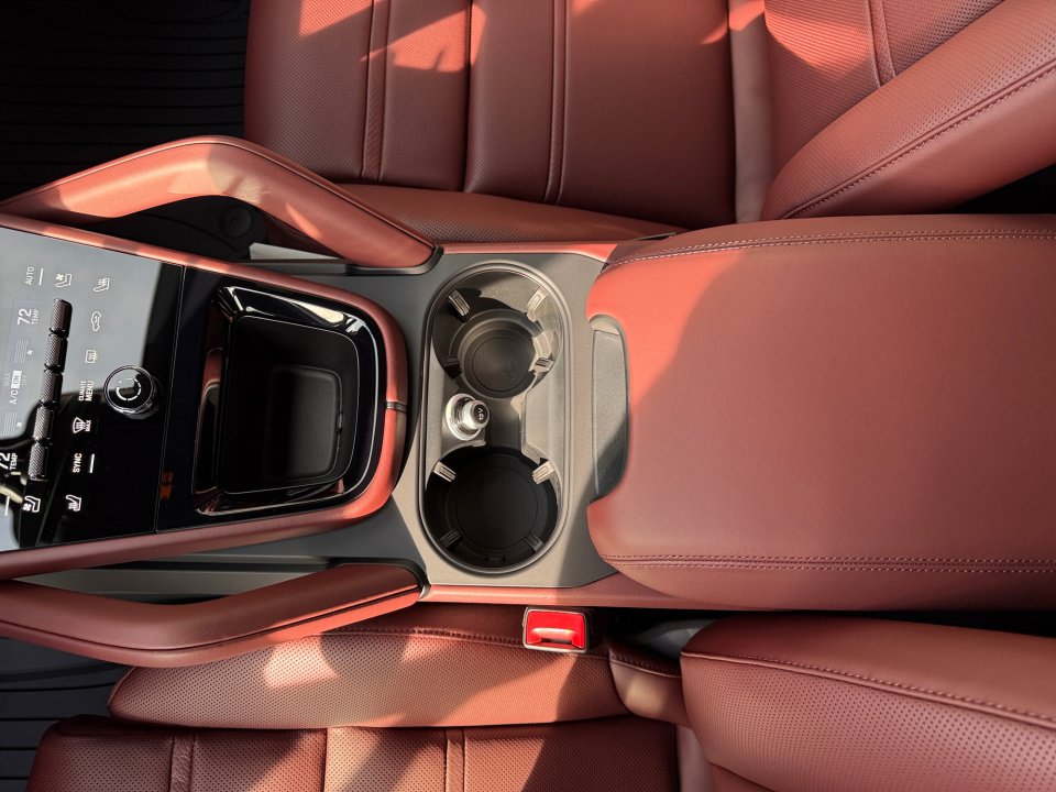 New 2026 Porsche Cayenne E-Hybrid AWD/4WD image 18