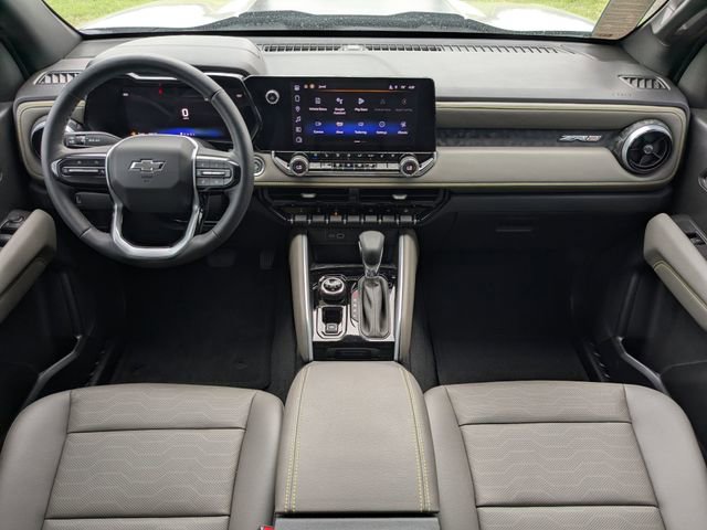 Certified 2024 Chevrolet Colorado ZR2 w/ ZR2 Convenience Package III AWD/4WD image 17