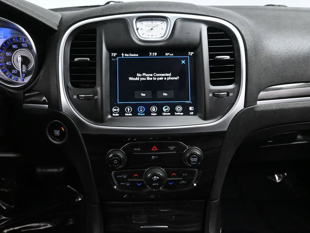 Used 2019 Chrysler 300 Touring w/ Sport Appearance Package image 26