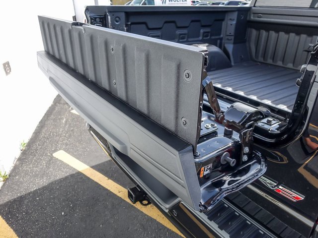 New 2026 Chevrolet Silverado 1500 ZR2 image 11