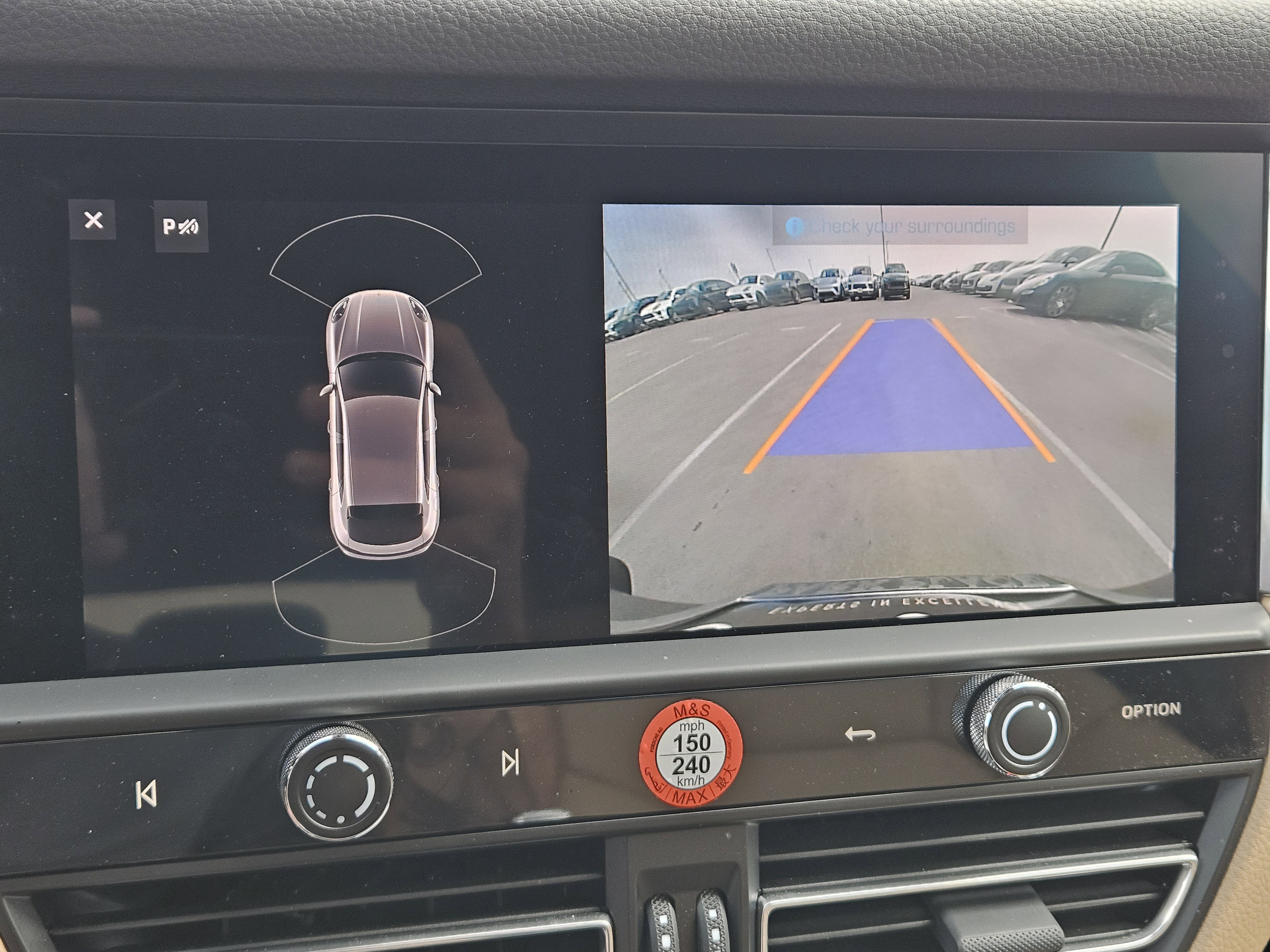 Certified 2026 Porsche Macan image 18