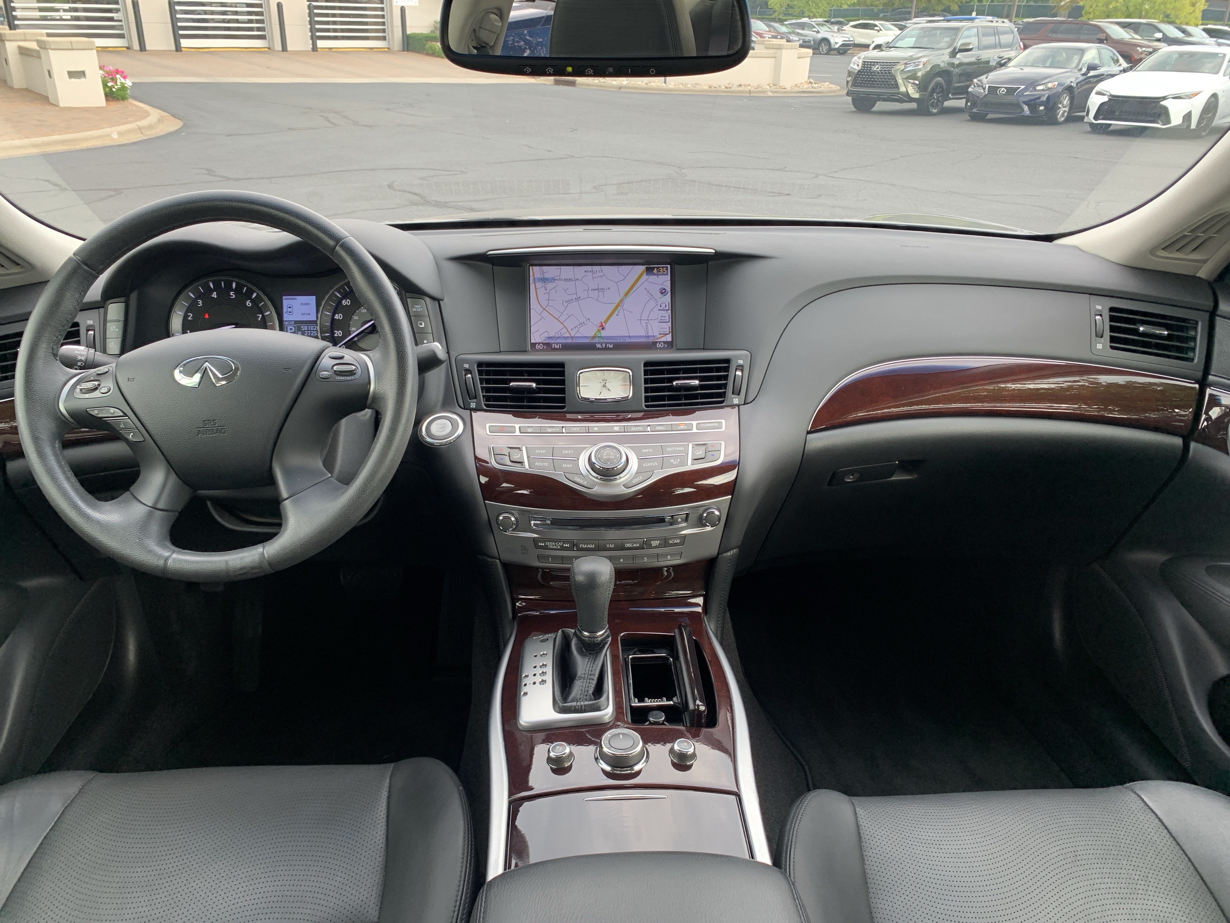 Used 2013 INFINITI M37 w/ Premium Pkg RWD image 30