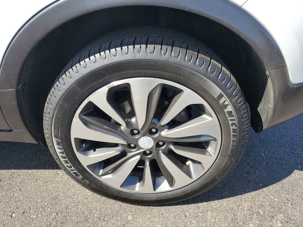Used 2018 Buick Encore Preferred FWD image 30