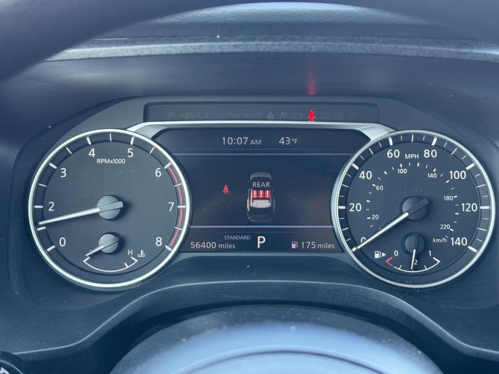 Used 2024 Nissan Altima 2.5 SV image 10