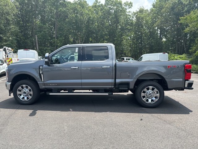 New 2025 Ford F250 Lariat w/ Chrome Package image 2
