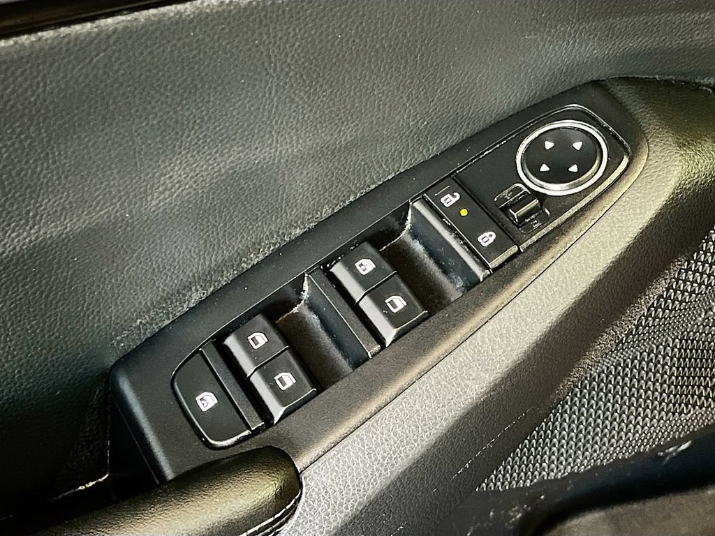 Used 2024 Kia Seltos SX w/ SX Sunroof Package AWD/4WD image 18