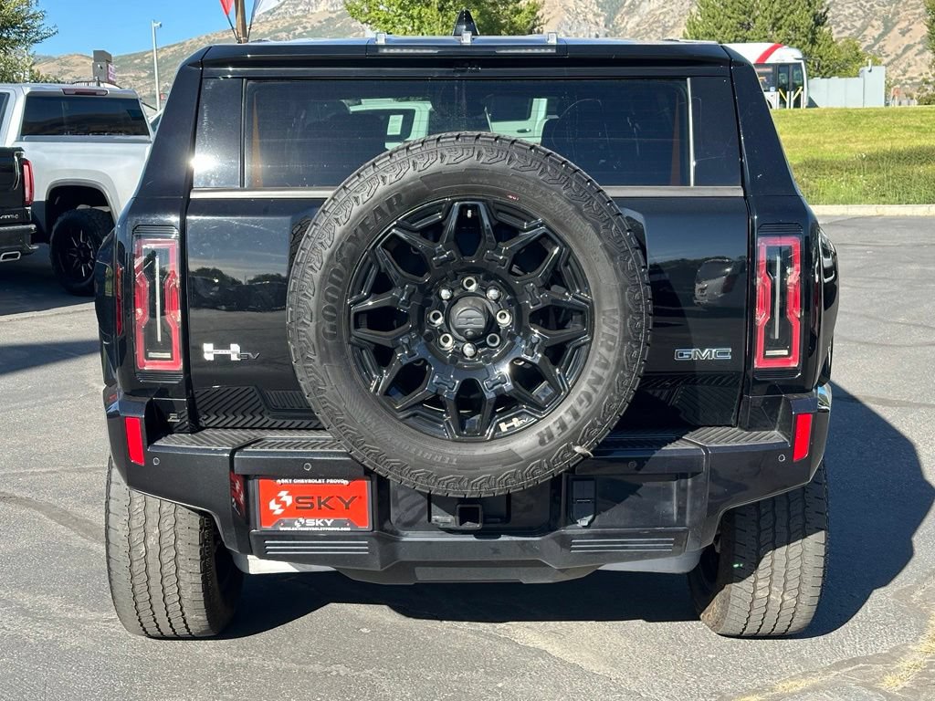Certified 2024 GMC Hummer EV 2X w/ LPO, Illumination Package AWD/4WD image 14