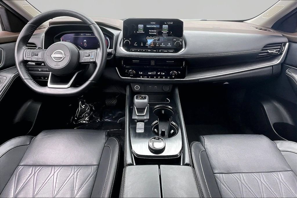Used 2023 Nissan Rogue Platinum AWD/4WD image 16